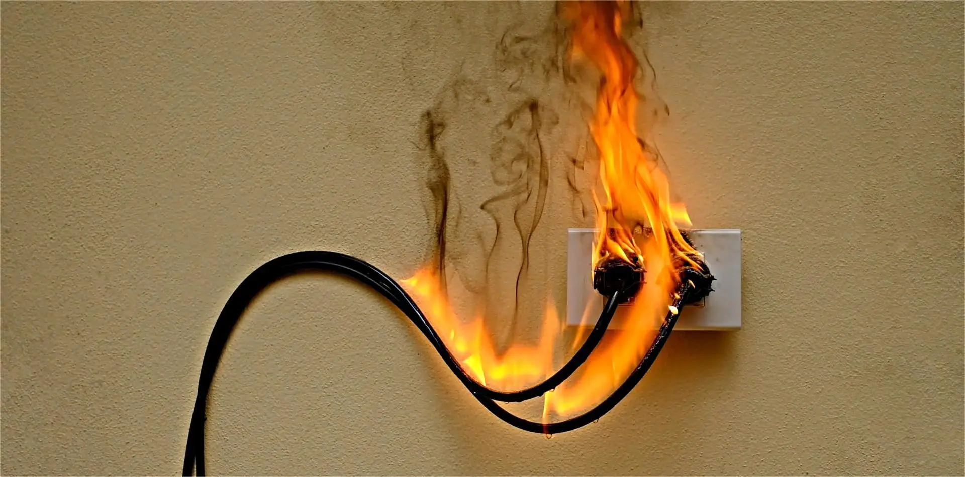 Няспраўнасць выключальніка выклікае электрычны пажар